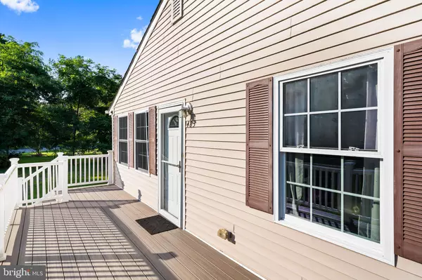 Forked River, NJ 08731,483 LAKE BARNEGAT DR S