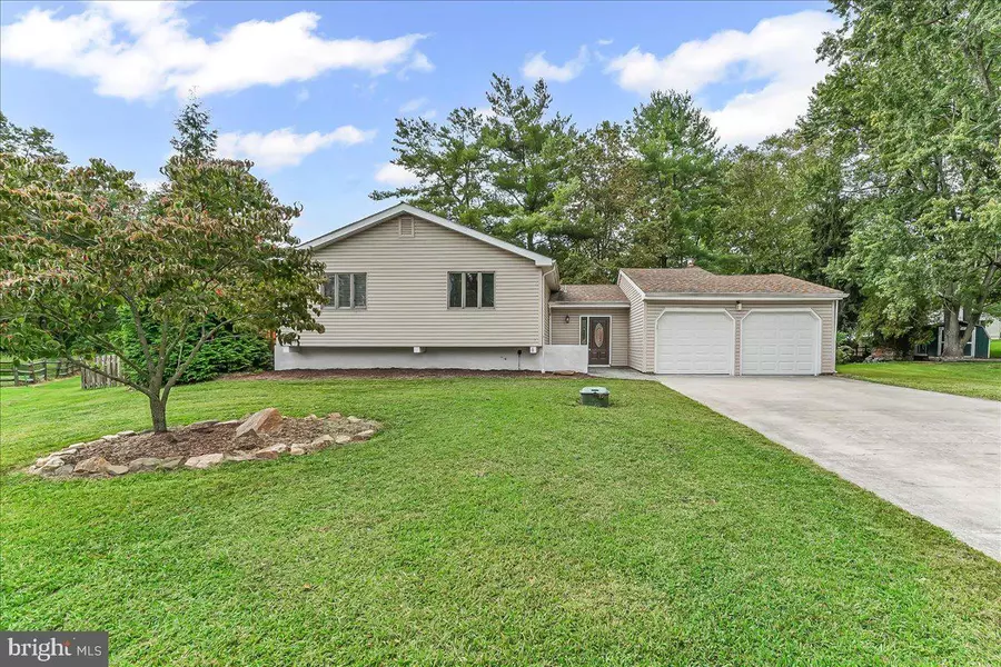 200 POND DR, Hockessin, DE 19707