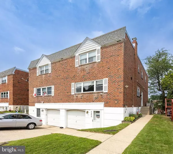 7253 SHALKOP ST, Philadelphia, PA 19128