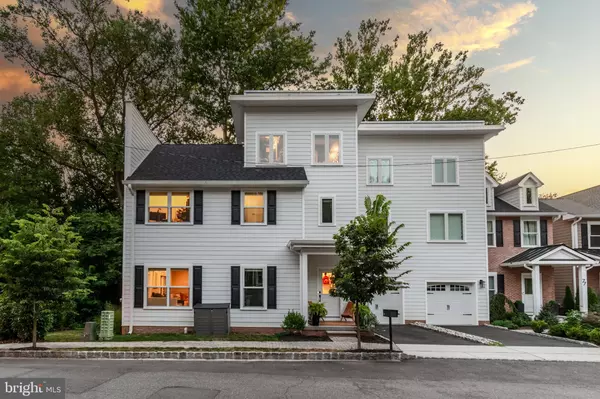 79 WILSON ST, Lambertville, NJ 08530