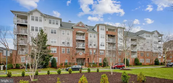 327 KING FARM BLVD #308, Rockville, MD 20850