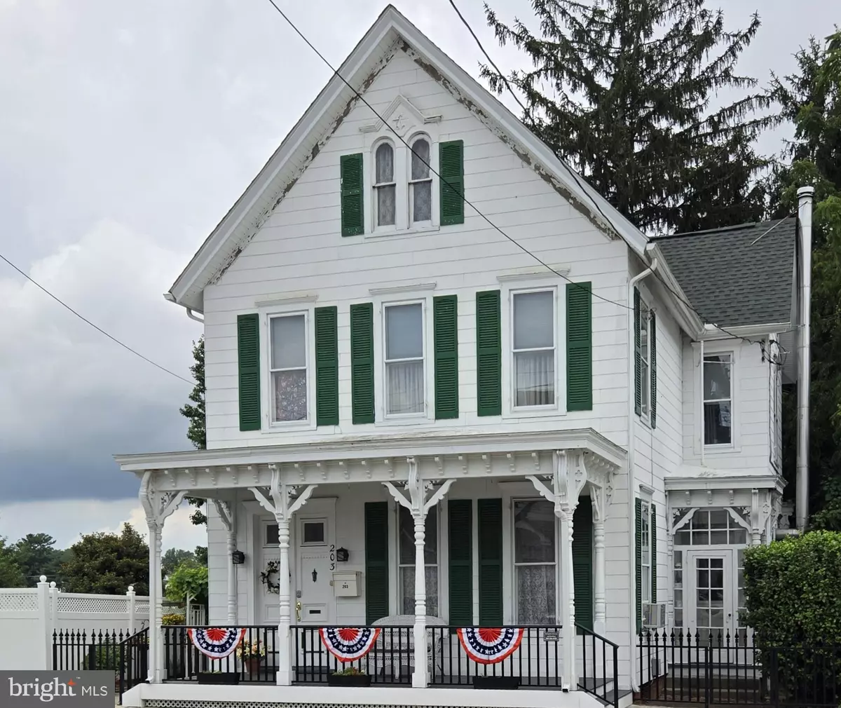 Milford, DE 19963,203 SE FRONT ST