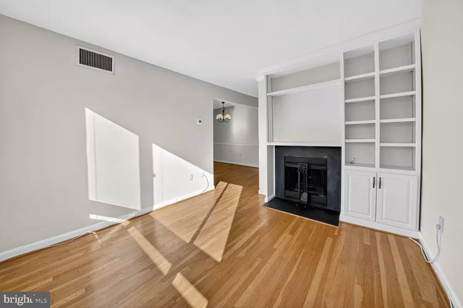2610 TUNLAW RD NW #301, Washington, DC 20007
