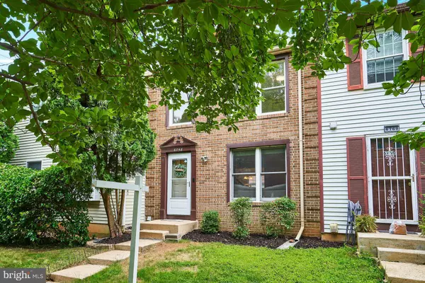 Falls Church, VA 22043,6758 BROOK RUN DR
