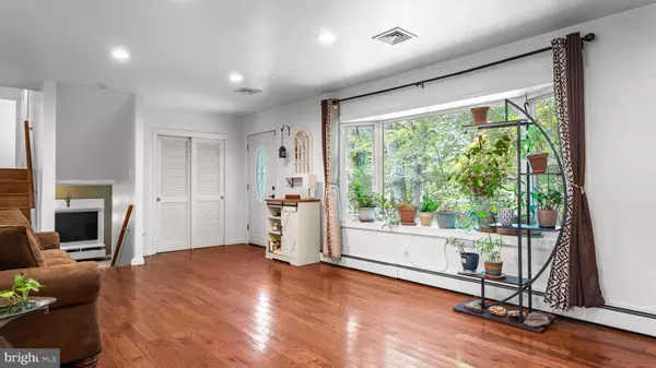 Media, PA 19063,34 E KNOWLTON RD