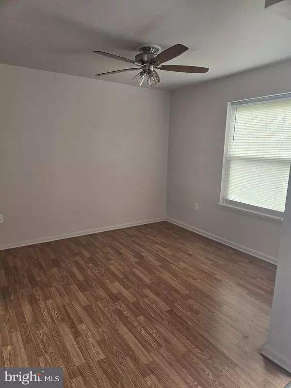 Suitland, MD 20746,3849 SAINT BARNABAS RD #T103