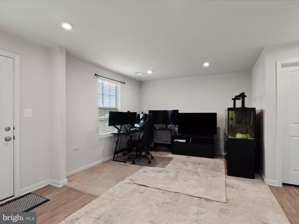 Bealeton, VA 22712,5153 PENN ST