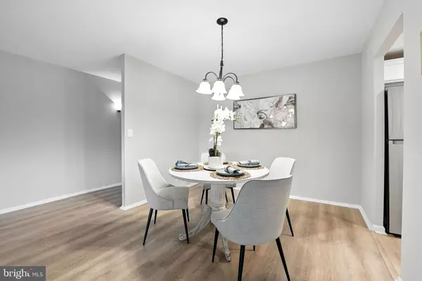 Mclean, VA 22102,7600 TREMAYNE PL #311