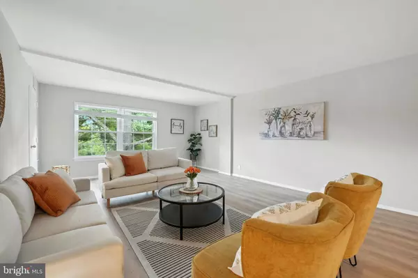 Mclean, VA 22102,7600 TREMAYNE PL #311