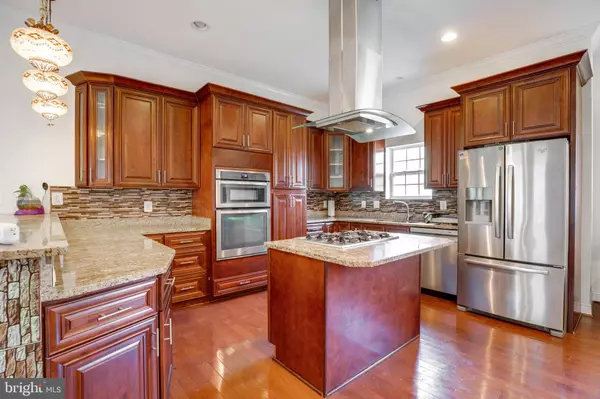 Fairfax, VA 22030,3954 WALNUT ST