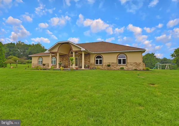 2440 WATER VALLEY RD, Lancaster, PA 17603