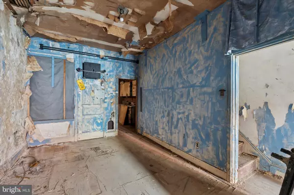 Philadelphia, PA 19146,2624 OAKFORD ST