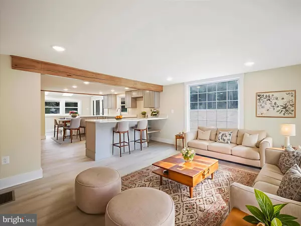 Mcconnellsburg, PA 17233,10559 LINCOLN HIGHWAY