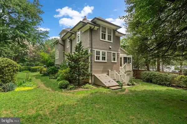 Kensington, MD 20895,10302 FAWCETT ST