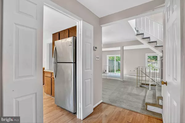 Springfield, VA 22153,7937 BETHELEN WOODS LN