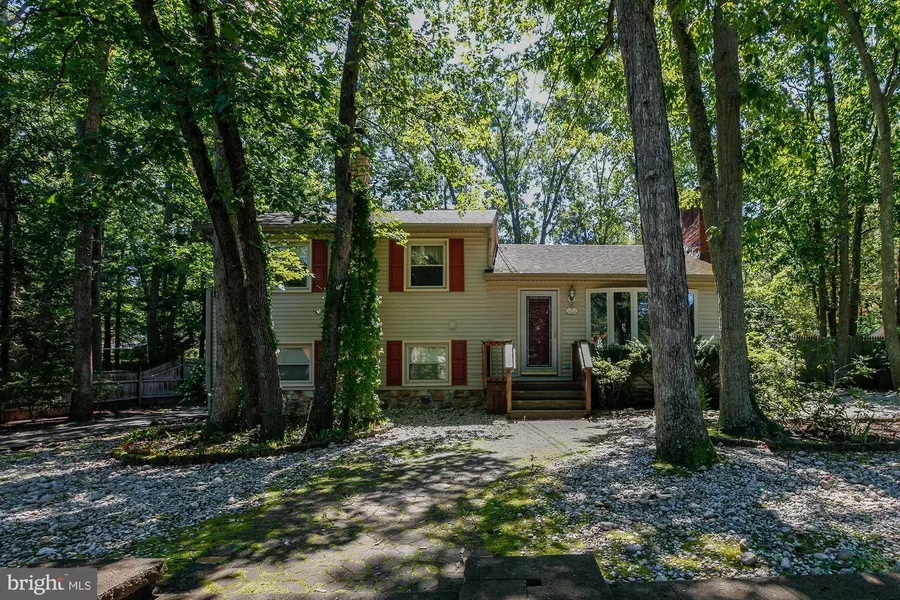 65 CUTCHOGUE TRL, Medford Lakes, NJ 08055