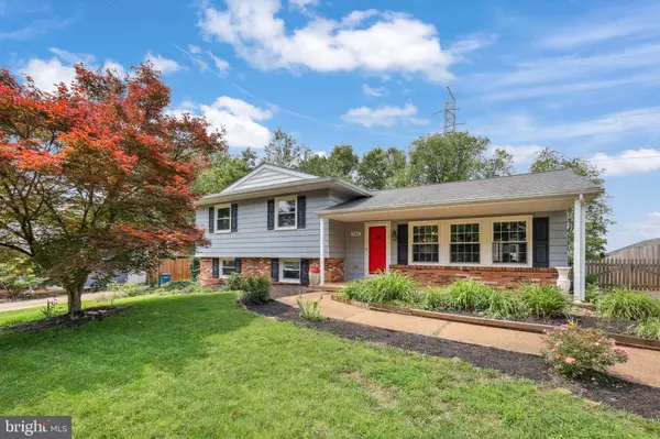 Sterling, VA 20164,702 WILLIAMSBURG RD