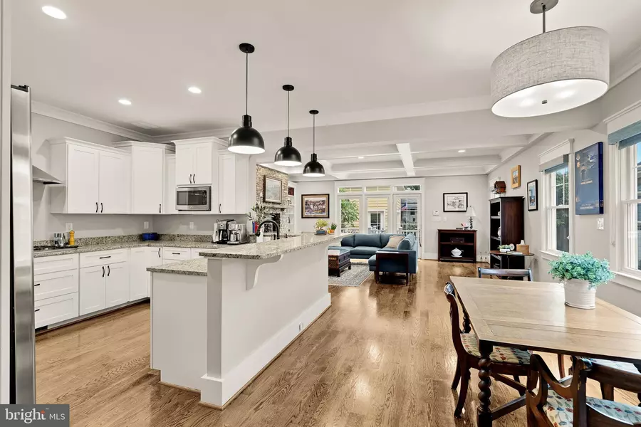 1921 N GEORGE MASON DR, Arlington, VA 22207