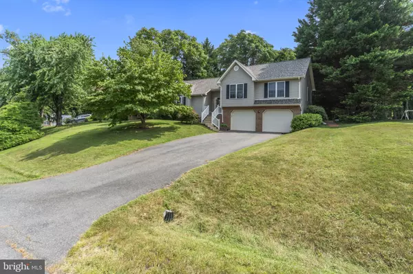 Fredericksburg, VA 22405,8 FALLING WATER CT