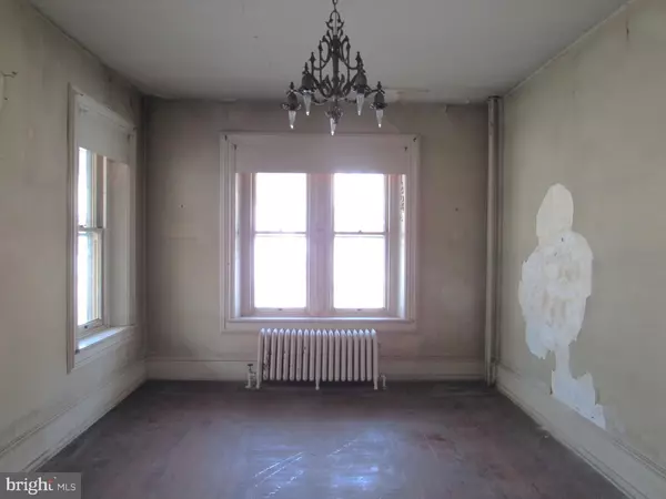 Manheim, PA 17545,27 W FERDINAND ST