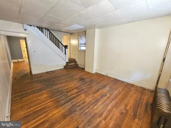 Harrisburg, PA 17104,1949 ZARKER ST