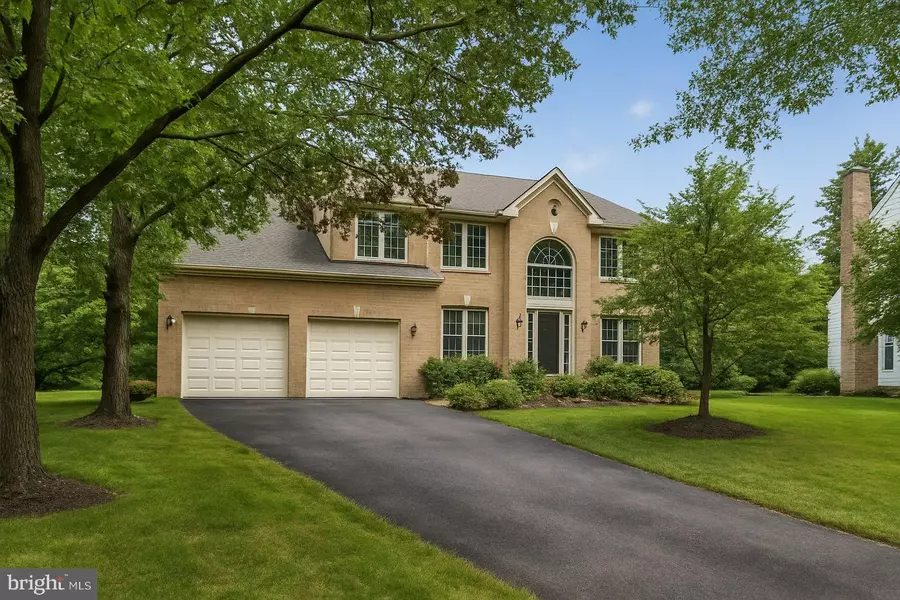 10 CLIMBING ROSE CT, Rockville, MD 20850