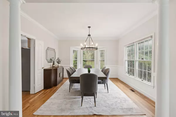 Rockville, MD 20850,10 CLIMBING ROSE CT