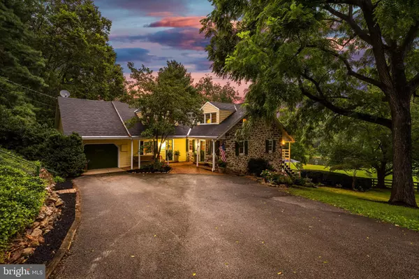 1414 LITTLE LN, Seven Valleys, PA 17360