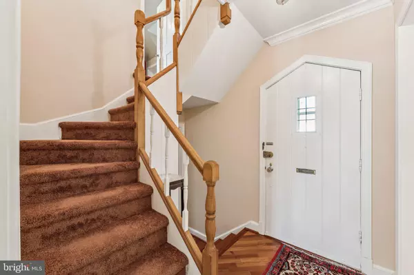 Washington, DC 20015,6923 WESTERN AVE NW