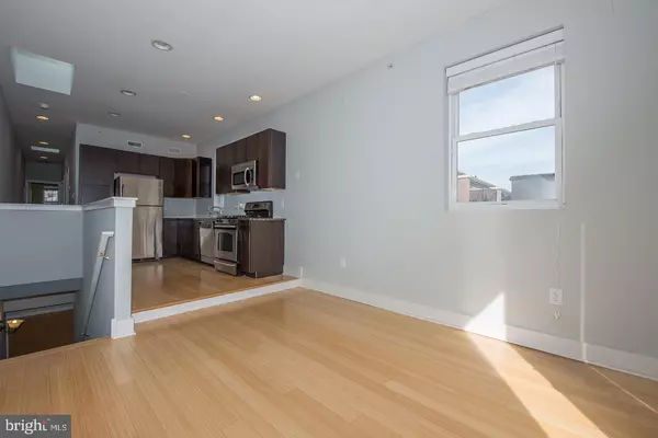 Philadelphia, PA 19146,1814 CHRISTIAN ST #3