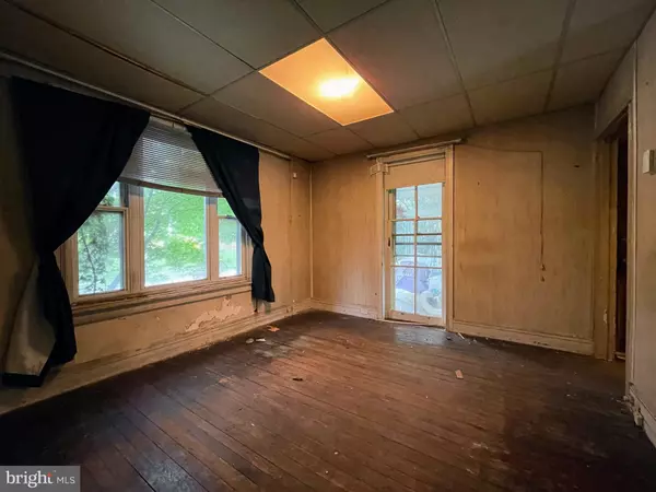 Philadelphia, PA 19119,24 WESTVIEW ST
