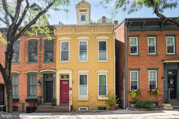 120 S NEWBERRY ST, York, PA 17401