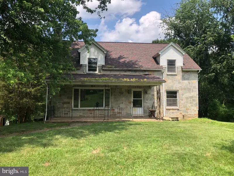 3061 SEVEN VALLEYS RD, Glen Rock, PA 17327