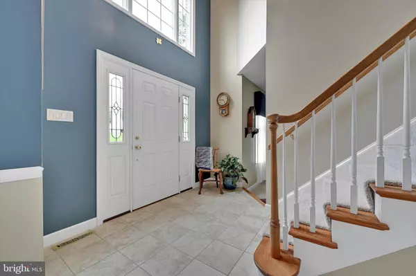 Denver, PA 17517,10 TAMARACK DR