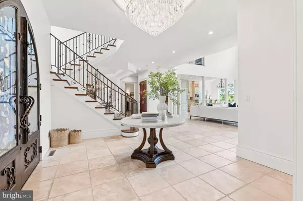 Harrisburg, PA 17112,740 HAMPTON CT