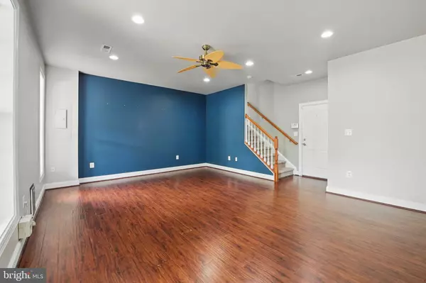 Haymarket, VA 20169,16006 PITNER ST