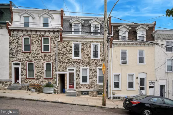 151 JAMESTOWN AVE,  Philadelphia,  PA 19127