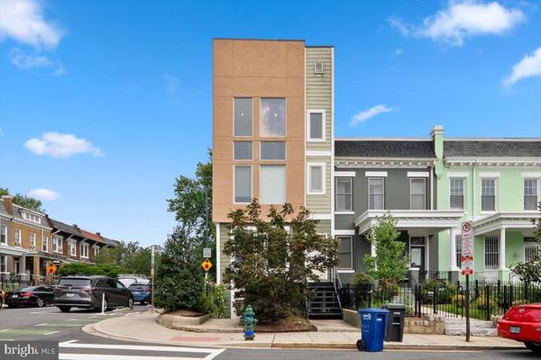 471 LURAY PL NW #B, Washington, DC 20010