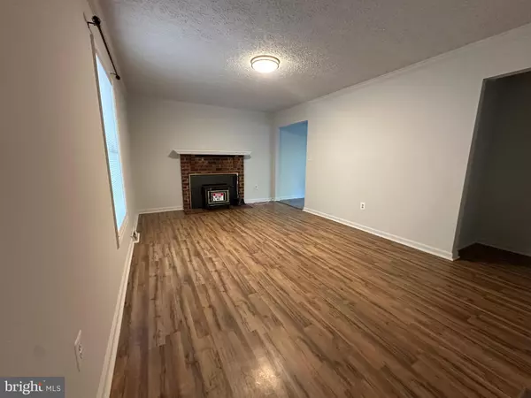 Ruther Glen, VA 22546,12235 PINYON LN