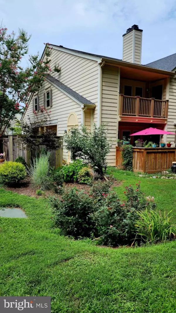 Germantown, MD 20874,13230 MEANDER COVE DR #44