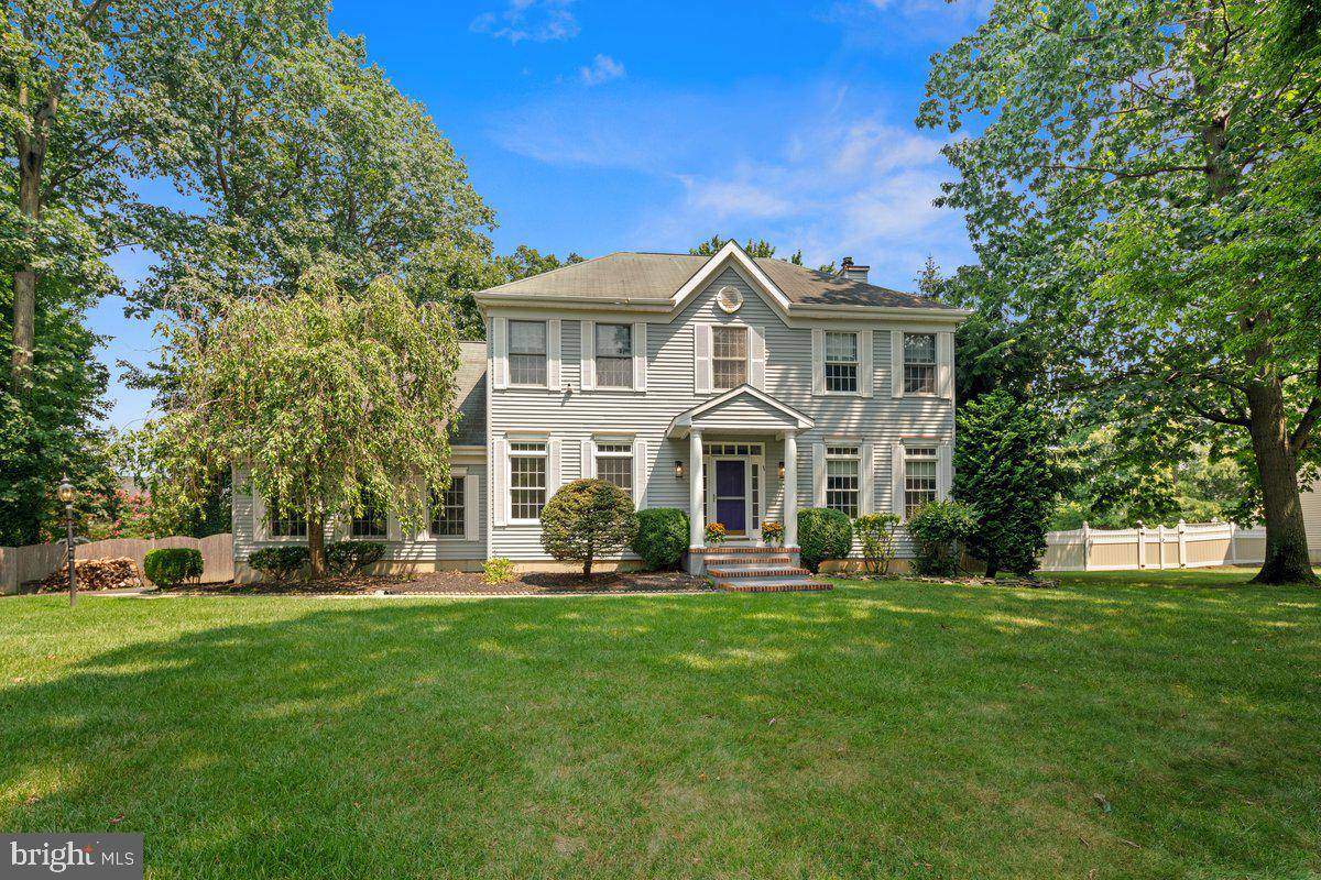 Robbinsville, NJ 08691,5 VIOLET LN