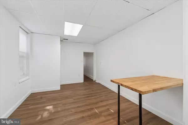 Philadelphia, PA 19145,2021 S 22ND ST #2