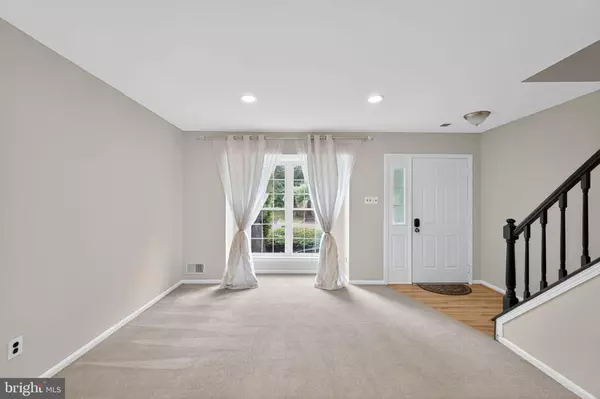 Newtown, PA 18940,142 LEEDOM WAY #33