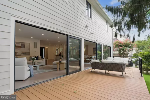 Chevy Chase, MD 20815,3 ALDEN LN