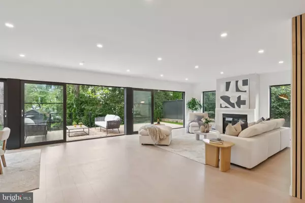 Chevy Chase, MD 20815,3 ALDEN LN