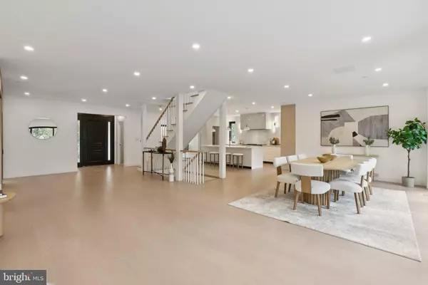 Chevy Chase, MD 20815,3 ALDEN LN