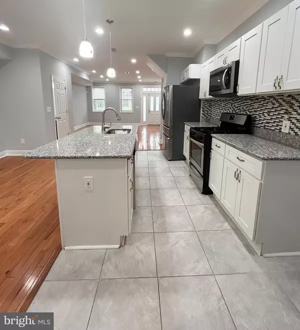 Baltimore, MD 21218,1913 E 29TH ST