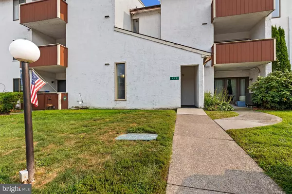 810 CHARLOTTE WAY #202, Enola, PA 17025