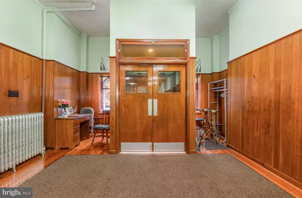 York, PA 17401,119 N GEORGE ST