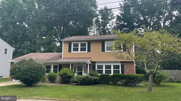 805 DEVON DR, Newark, DE 19711